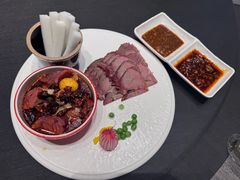 -艳阳天民俗村(公园路店)