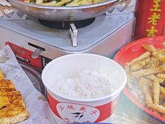 -江城燕子大排档(江汉路步行街店)