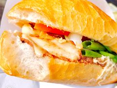 -Bánh Mì Huynh Hoa