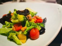 坚果时蔬-野蔓果·山野菜(西湖景区·龙井茶田店)