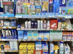 -全家便利店(愚园店)