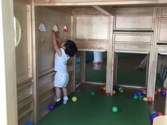 -乐融婴幼儿成长中心(四季青校区)