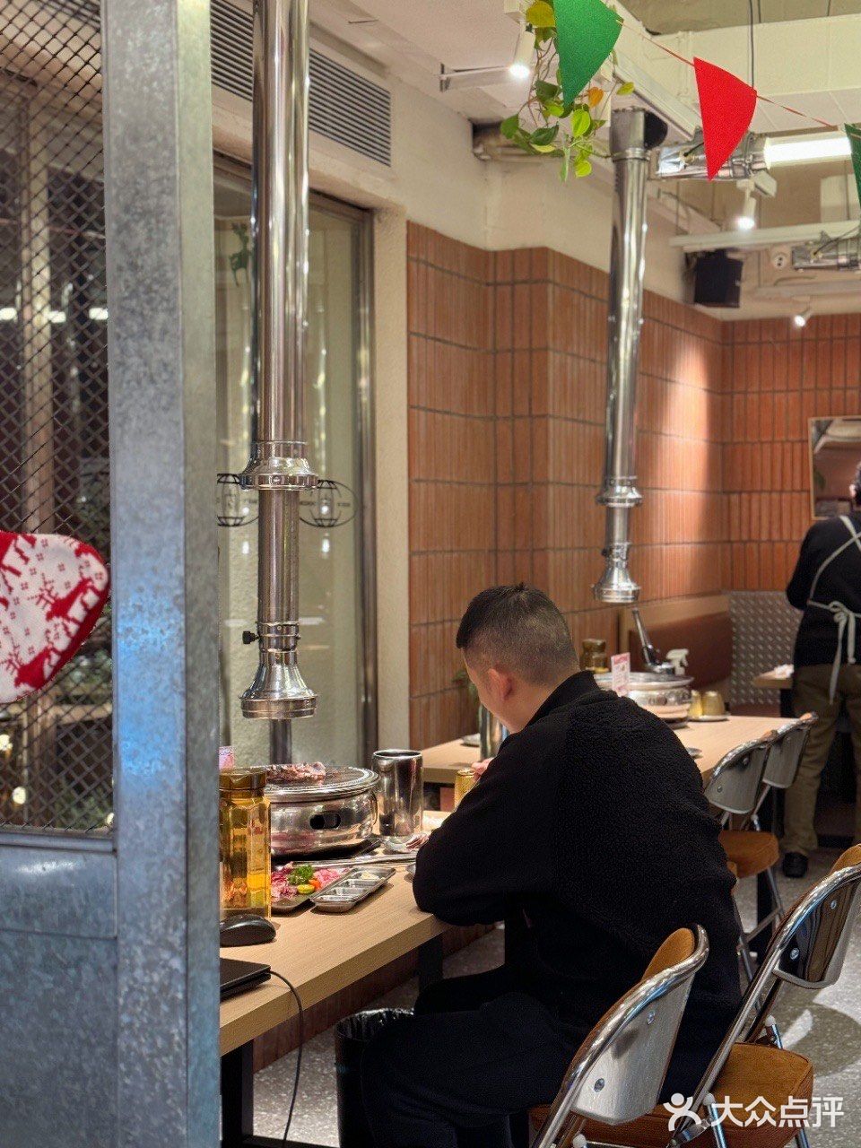 下雪的重庆，感受这口蜂蜡五花肉带来的快乐！