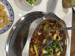 -乡土特色.冷锅鱼.牦牛肉汤锅