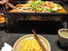 -俏巴妹烤鱼香锅(奥体店)