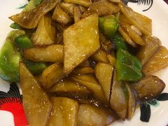 地三鲜-长城东北菜(新港西路店)