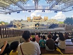 -七彩云南欢乐世界