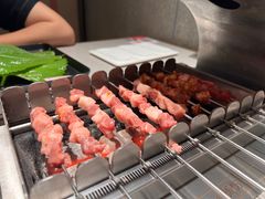 现穿羊肉串-丰茂烤串(公园店)