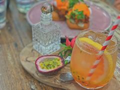 -FLOVIE FLORIST CAFE