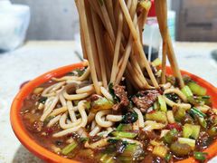 -玲玲米粉·新疆现炒米粉(大十字总店)