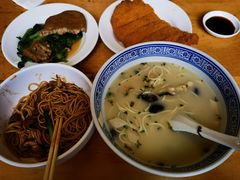 -沪西老弄堂面馆(定西路店)