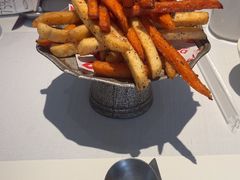 -春树下·树屋花房西餐厅(罍街AS1980店)