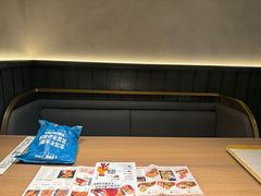 -街角等你.大连海鲜烧烤.经典铁板海鲜串(西安路店)