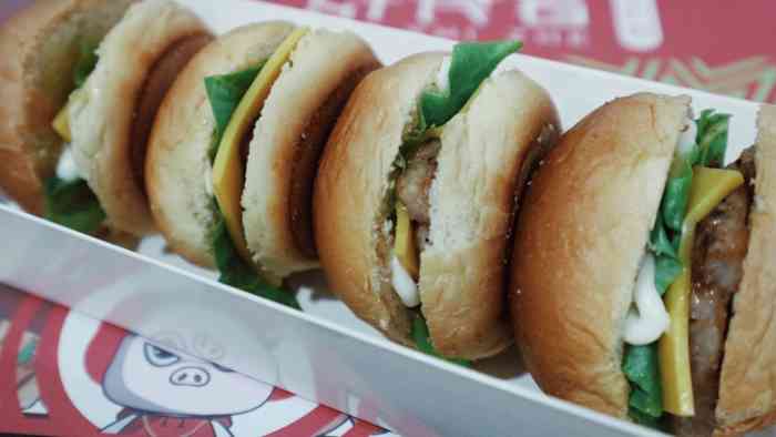 好食者猪扒包-"无意间刷到的 瞬间被小可爱吸引 去打了卡.