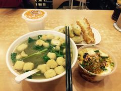 -小姜锅贴(凤凰街店)
