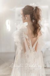 -艾米丽婚纱礼服