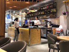 -LO CALCOW卡路力轻食主义餐厅(陆家嘴店)