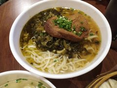 -大食代美食广场(上海中心店)