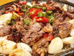 -老东镇啤酒屋海鲜加工·蒸汽海鲜·海鲜烧烤(台东店)