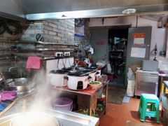 -八一路好吃街(雨田商务大厦店)