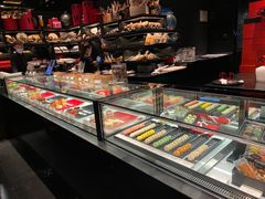 -Salon de The de Joel Robuchon(外滩18号店)