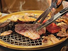-山焱·炭火自助烤肉(周浦万达店)