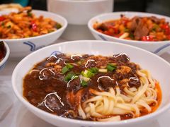 -李与白包子铺(桐梓林店)