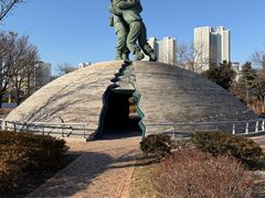 -韩国战争纪念馆