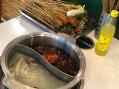-签签飞串串火锅