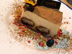 -84那年咖啡馆(李沧万达店)