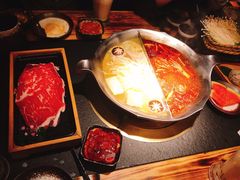 -湊湊火锅·茶憩(杭州湖滨银泰in77店)