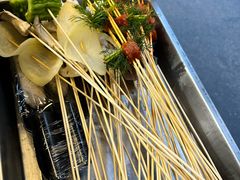 -李记称盘牛杂串串(广厦店)