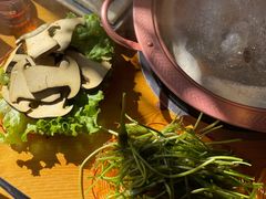-民食香·腊排骨野生菌美食(木府店)