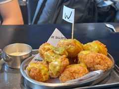 -W COLLECTIVE  DESSERT SHOP