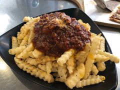 辣肉酱薯条-MI WU FACTORY米屋美食工厂餐厅(绿地店)
