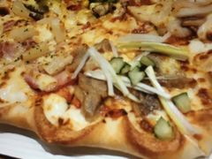 必胜巨牛芝心四合一比萨-必胜客(龙泉万达店)