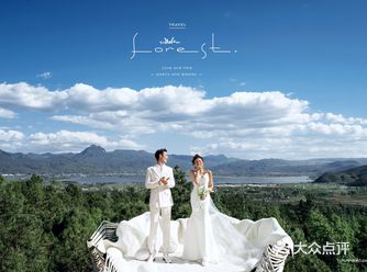 户外轻旅婚纱照｜你我相遇在这热烈的夏日