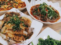 -洪霞餐馆