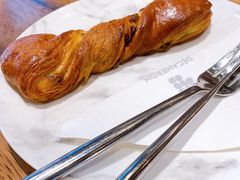 蔓越莓扭扭卷-DECAMERON十日谈(卓悦汇店)