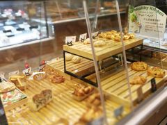 -巴黎贝甜(昆城广场店)