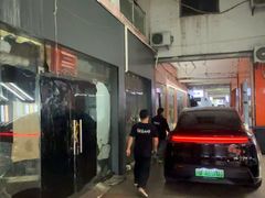 -鲨鱼皮汽车凹陷玻璃修复(静安店)