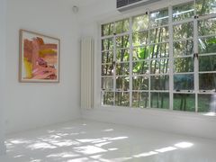 -胶囊画廊