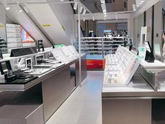 -LOHO眼镜(北京朝北大悦城店)