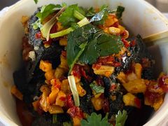 -黑色经典臭豆腐·湖南特产(步行街店)