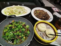 青菜炒牛肉-朕之味(时代广场店)