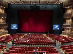 -交通银行前滩31演艺中心