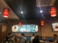 大堂-楚媚娘炭火蛙锅(宽厚里店)