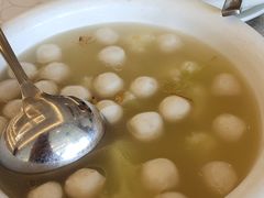 -荣誉海鲜酒楼(海湾店)
