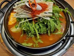 土豆排骨火锅-喇喇排骨火锅·传统韩式脊骨汤(望京西园总店)