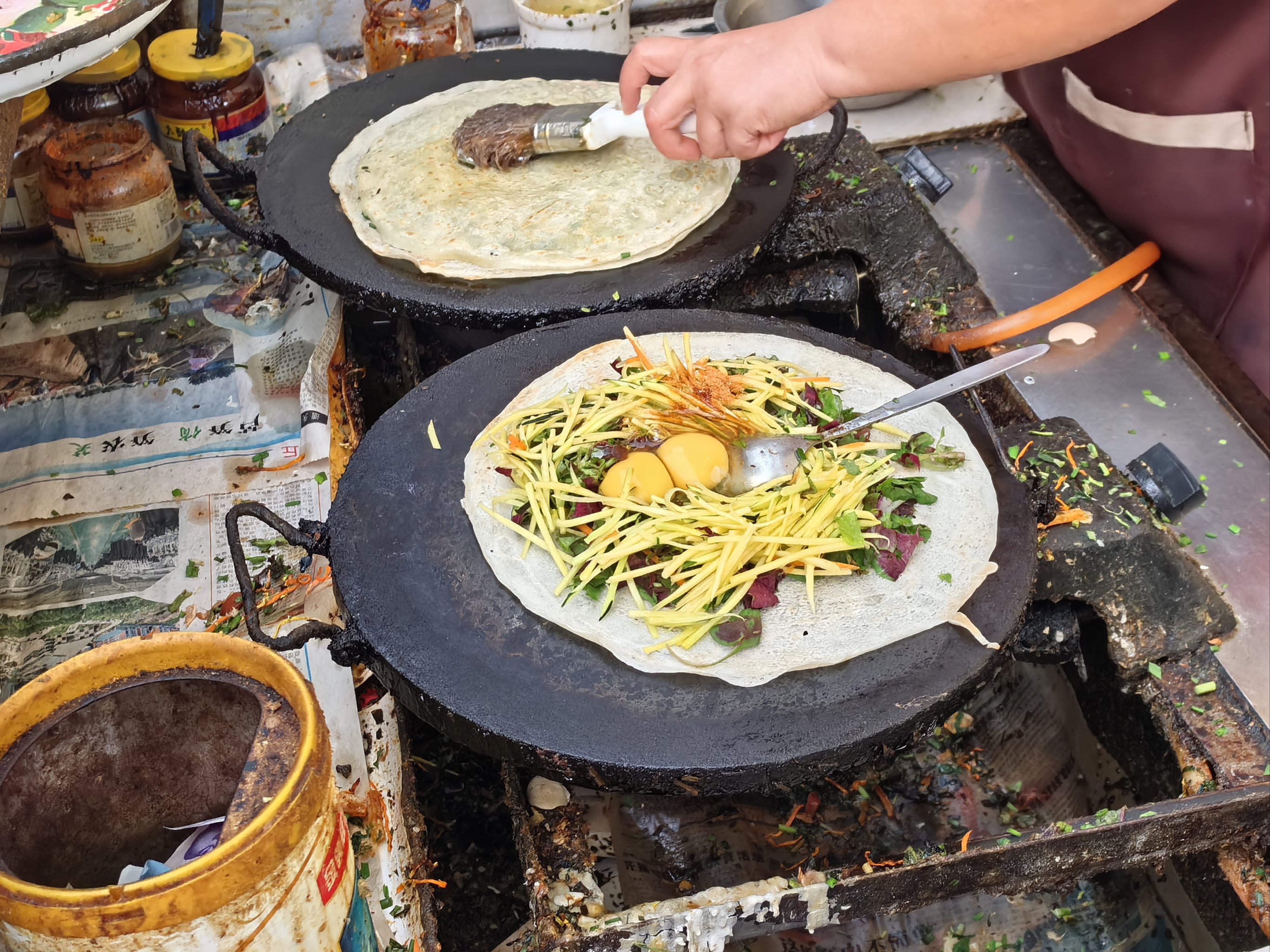 平邑县油篓村煎饼图片